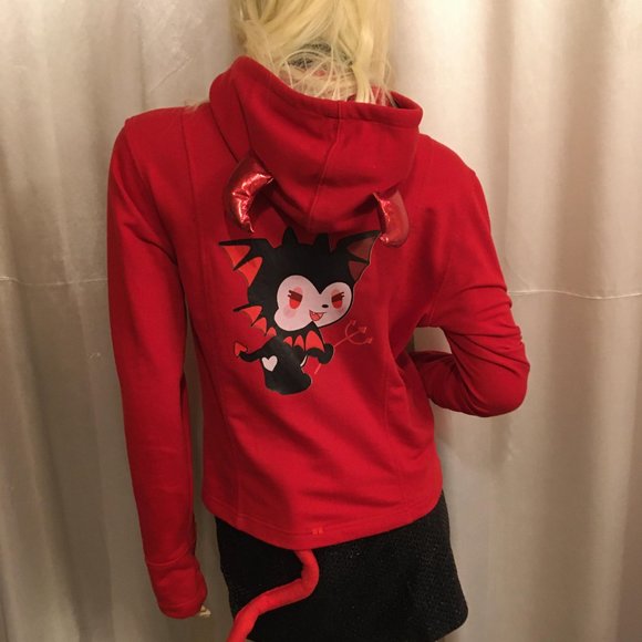 ADORABLE red y2k hoodie with meatllic horns removable tail and kuromi details! - Picture 9 of 16